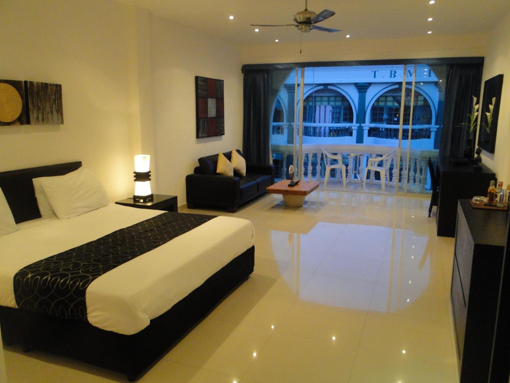 East Suites Pattaya Eksteriør billede